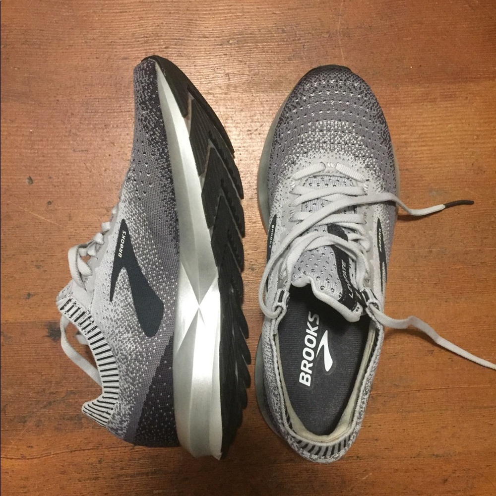 Brooks women’s Levitate